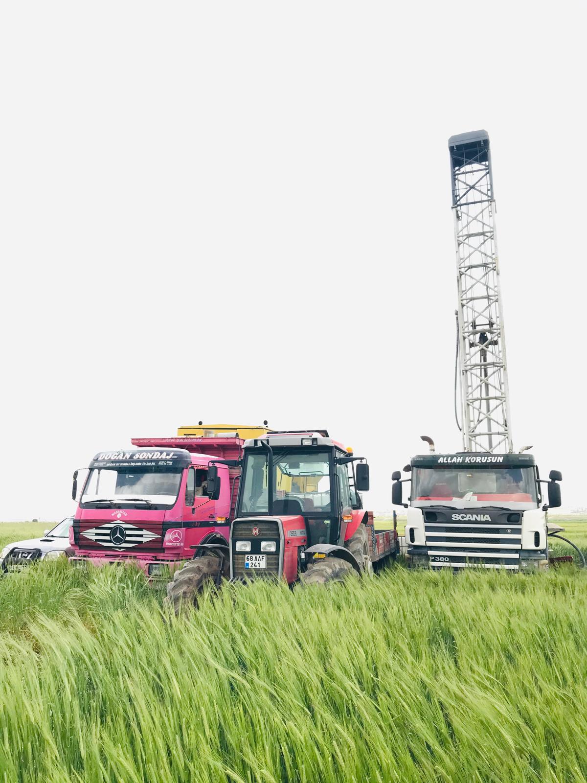 Adana’da kurulan güneş enerjili su pompası ile sulama sistemine geçiş